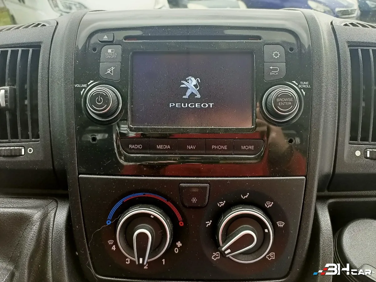 Peugeot Boxer Vu - photo 11