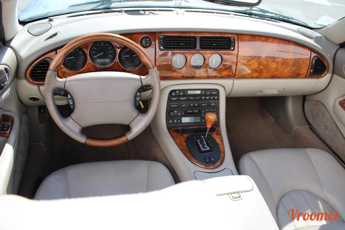 Jaguar Xk8 