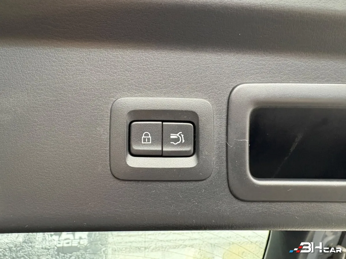 Mazda Cx-30 - photo 22