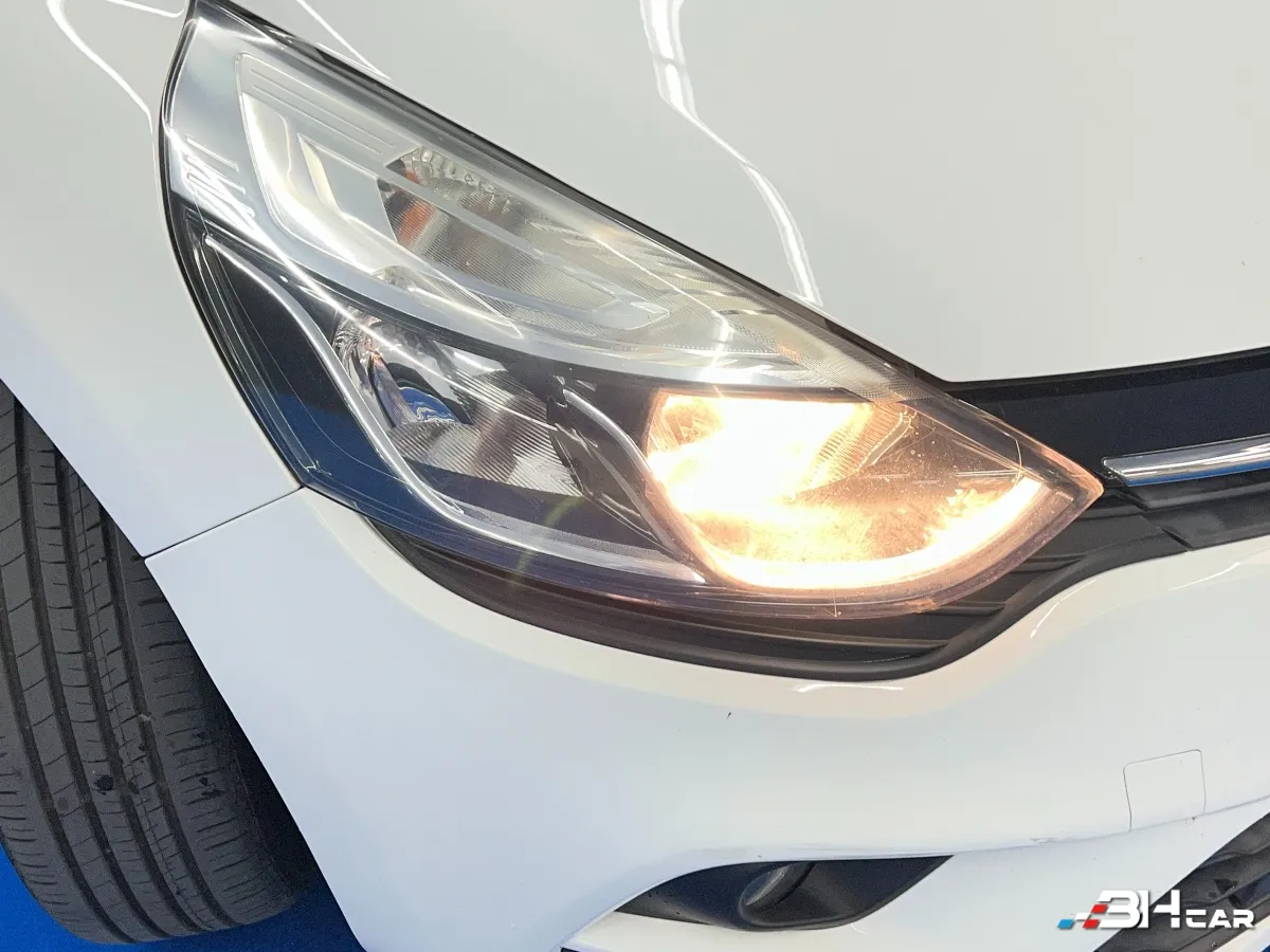 Renault Clio - photo 28