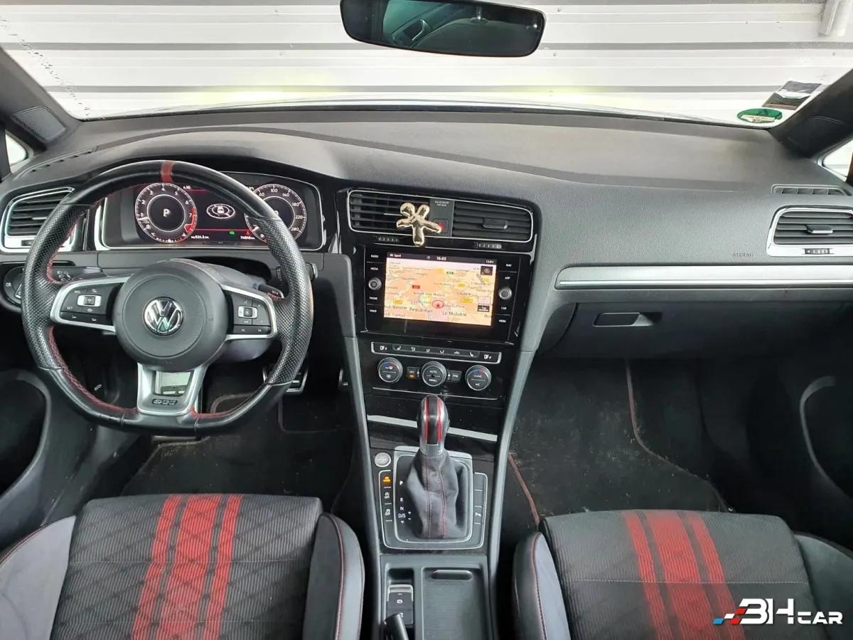 Aperçu indisponible de Volkswagen Golf