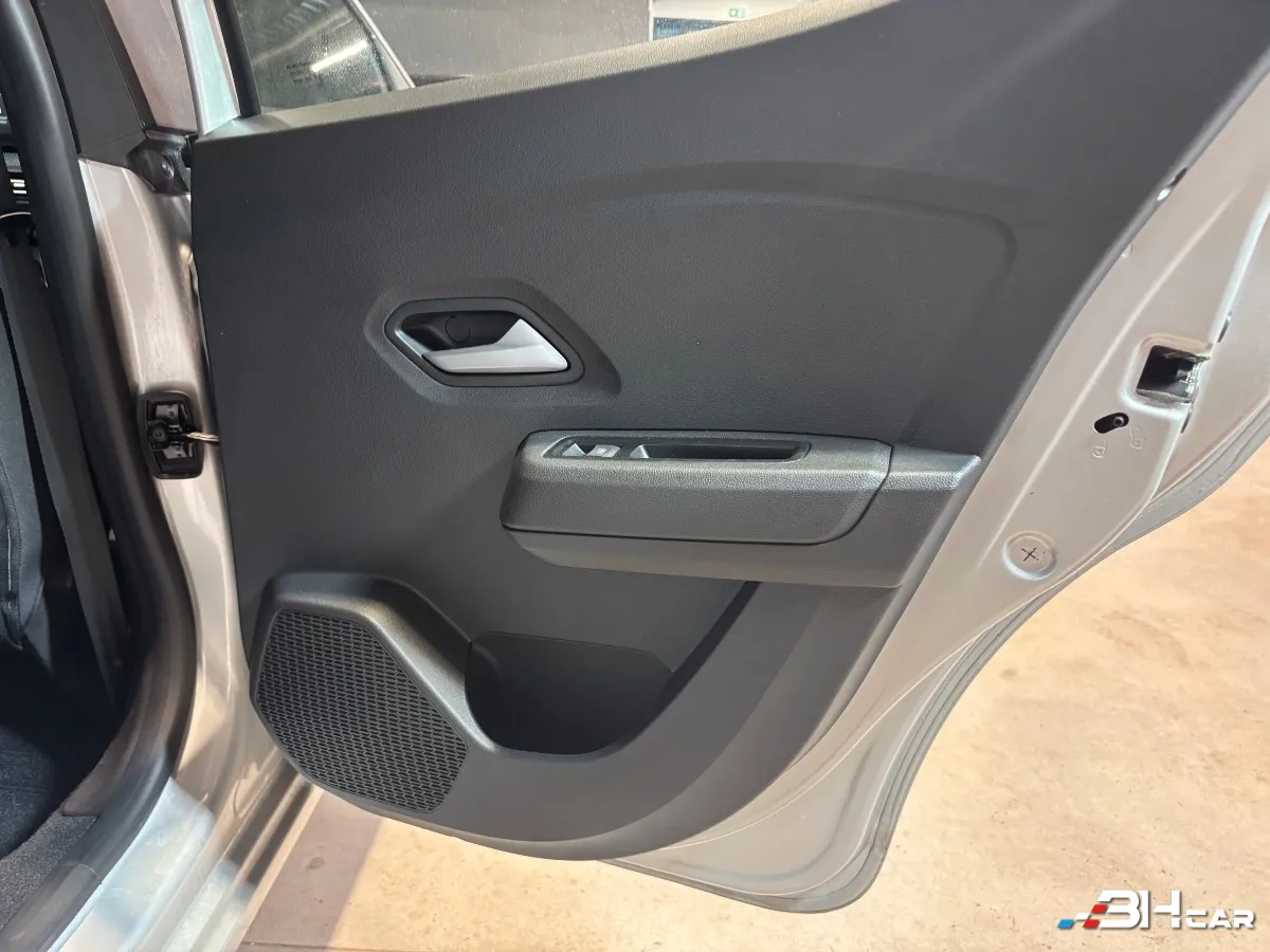 Dacia Sandero - photo 17