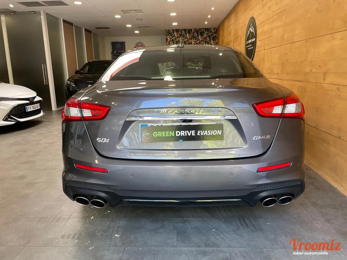 Maserati Ghibli 