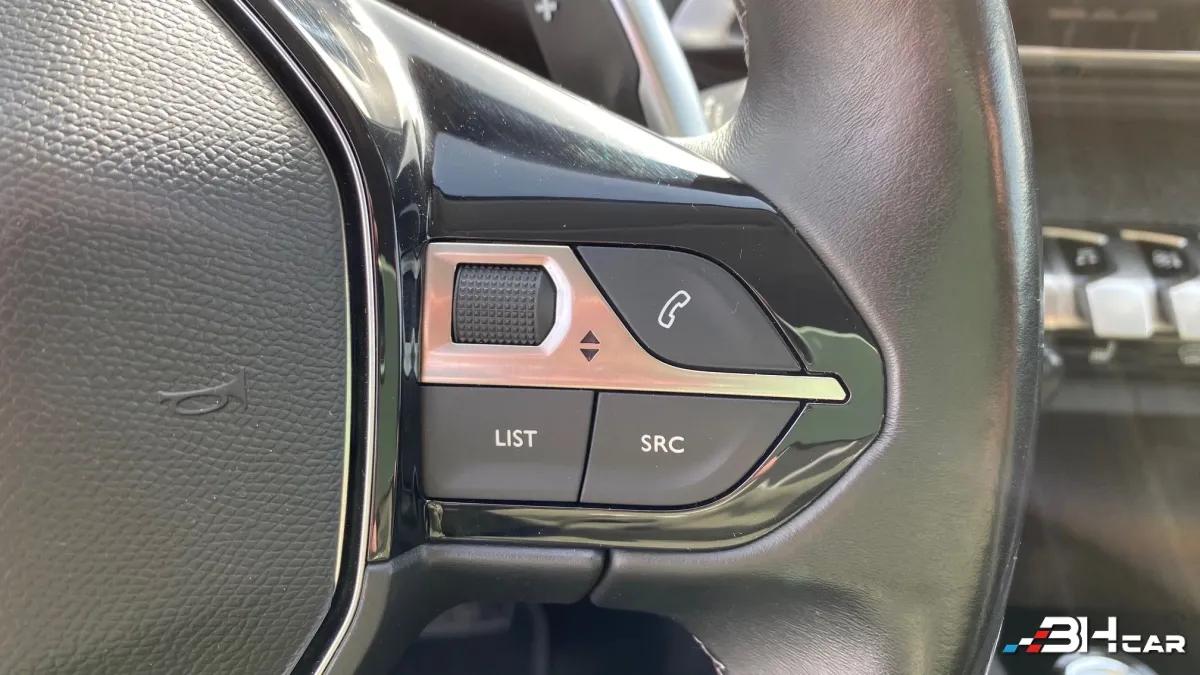 Aperçu indisponible de Peugeot 5008