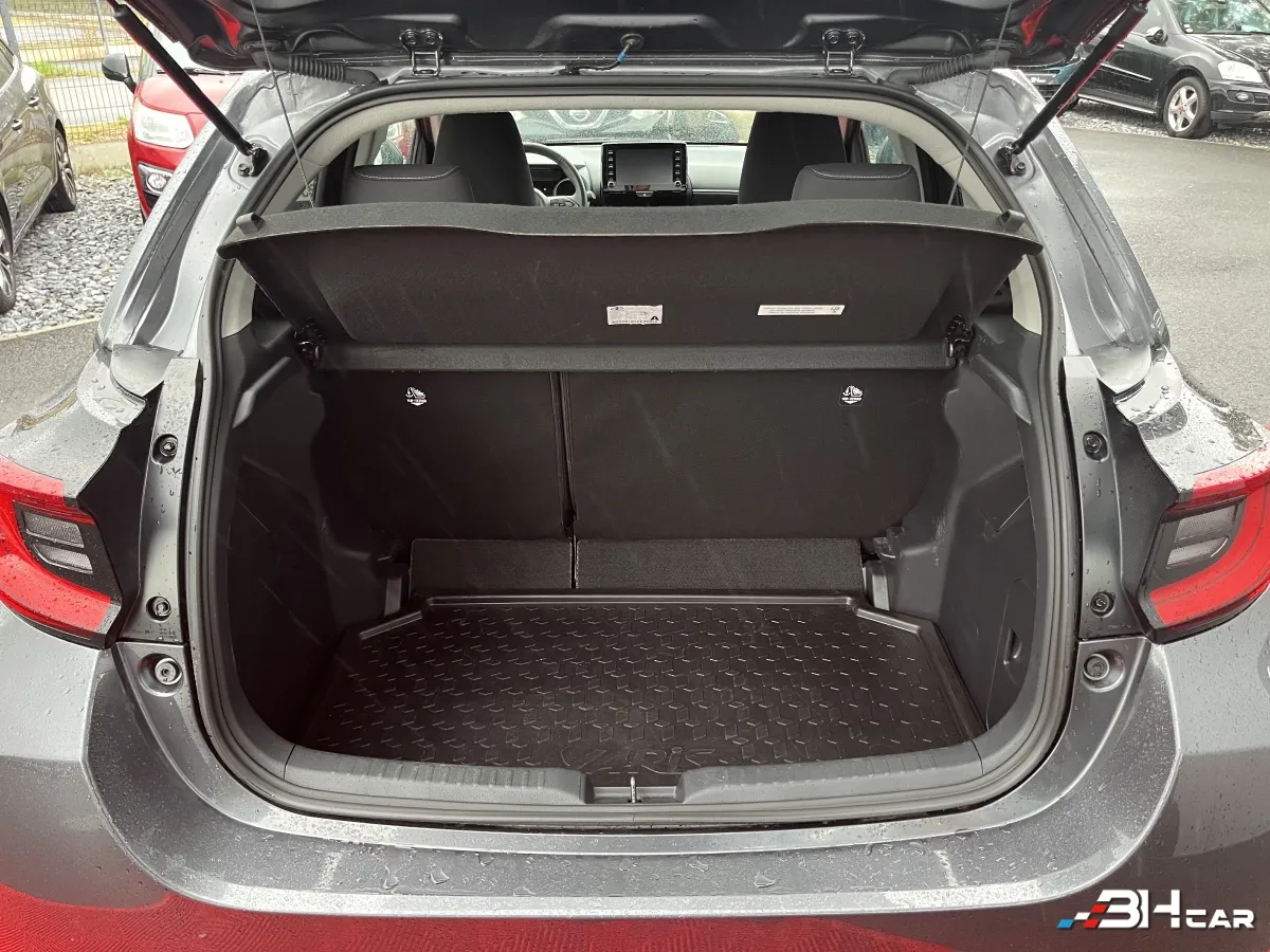 Toyota Yaris - photo 6
