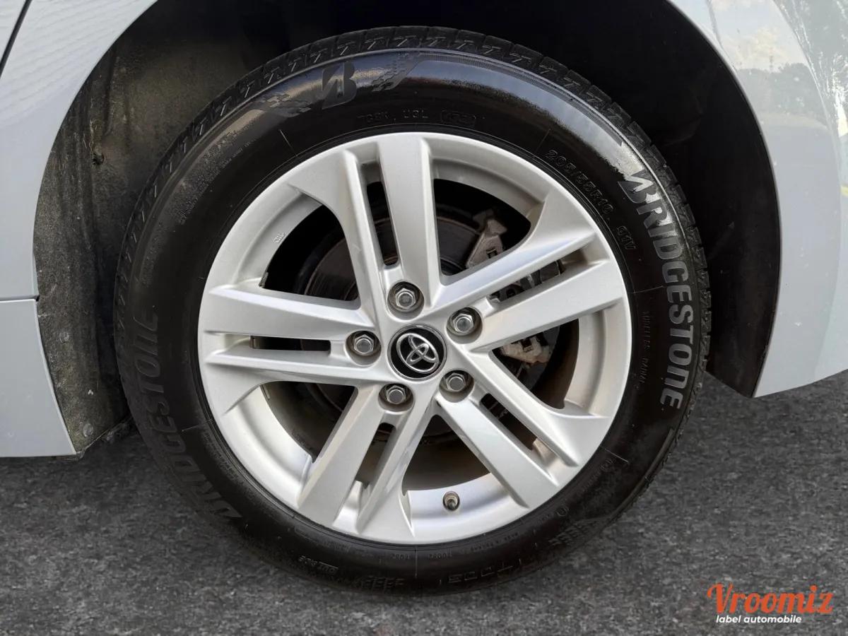 Toyota Corolla 1.8 122H 100 HYBRID FULL-HYBRID DYNAMIC BUSINESS BVA