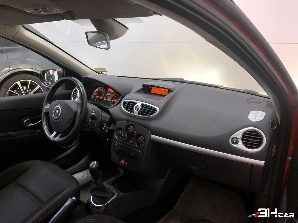 Aperçu indisponible de RENAULT Clio