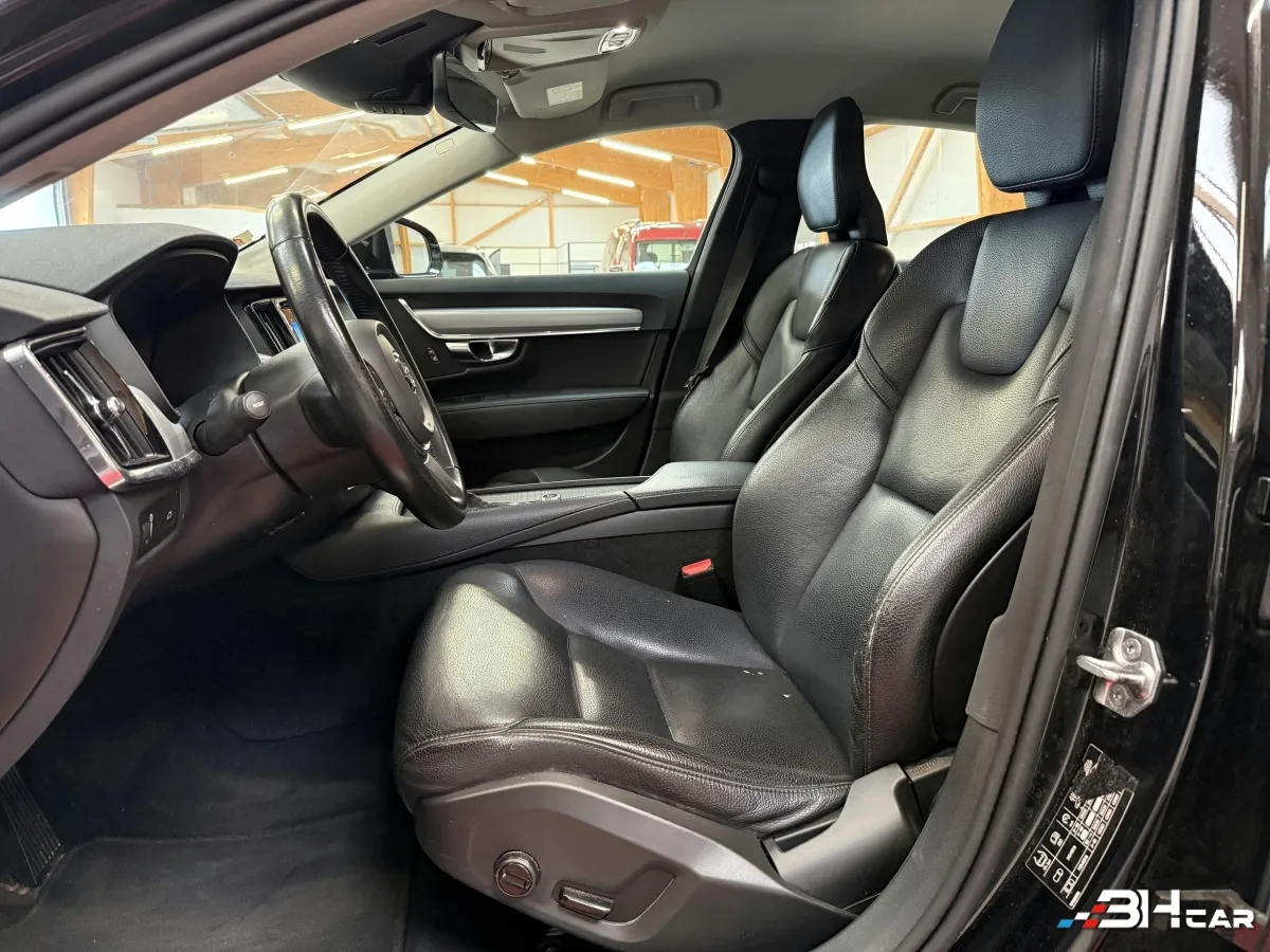 Volvo S90 - photo 12