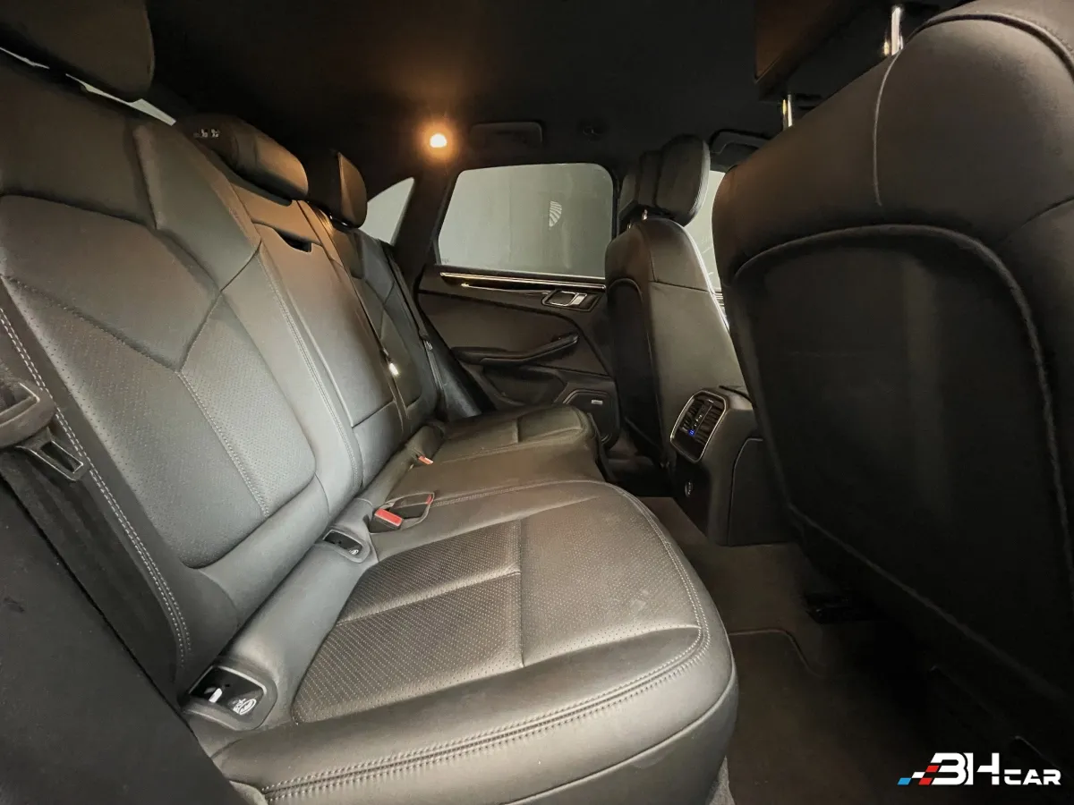 Porsche Macan - photo 22