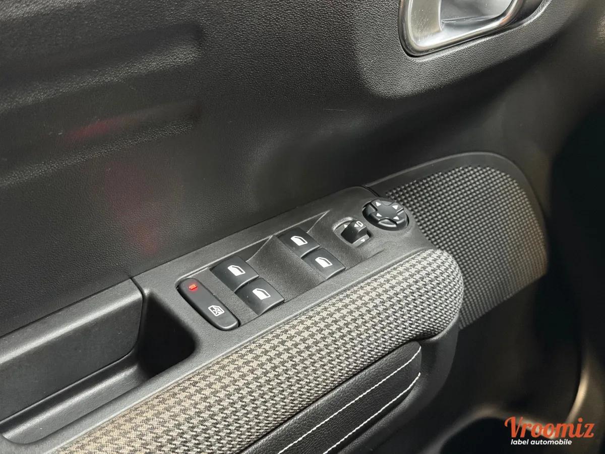 Citroen C3 Aircross 1.2 PURETECH 130 SHINE EAT BVA START-STOP