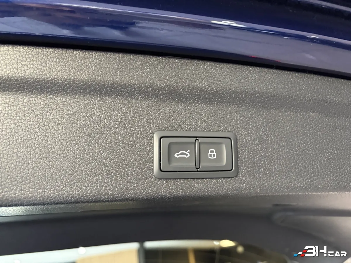 Audi Q3 - photo 36