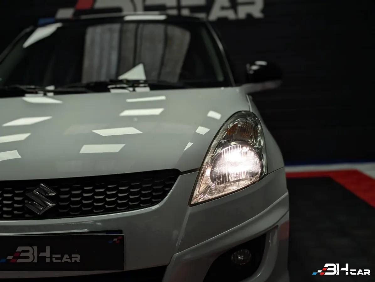 Aperçu indisponible de Suzuki Swift