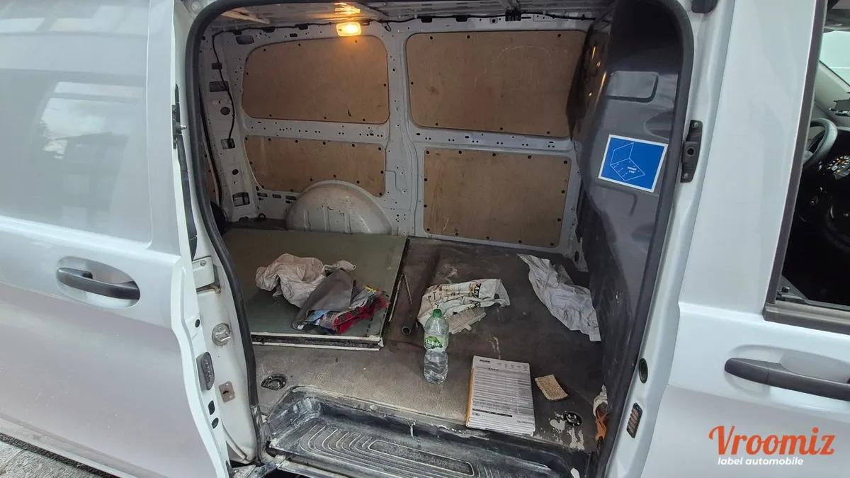 Mercedes Vito 