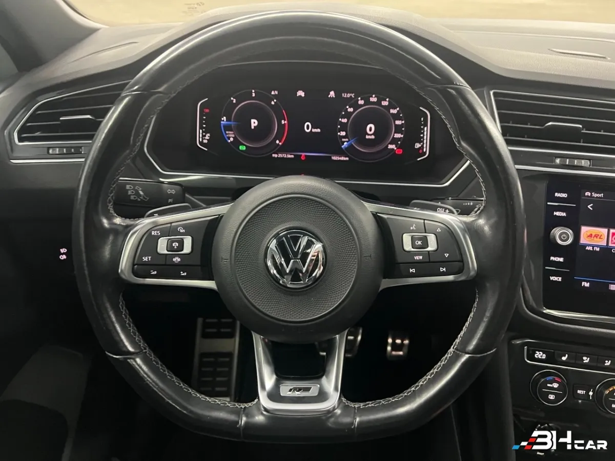 Volkswagen Tiguan - photo 16