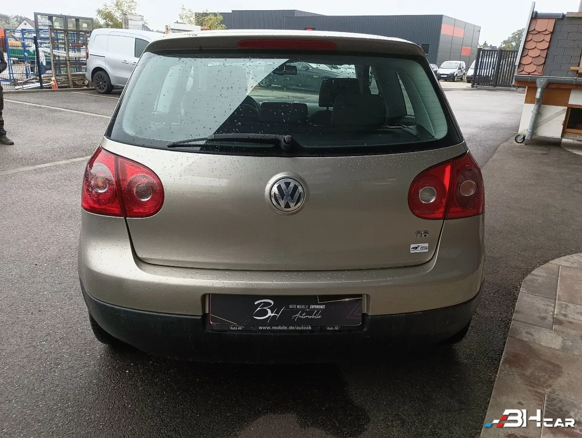 Volkswagen Golf - photo 4