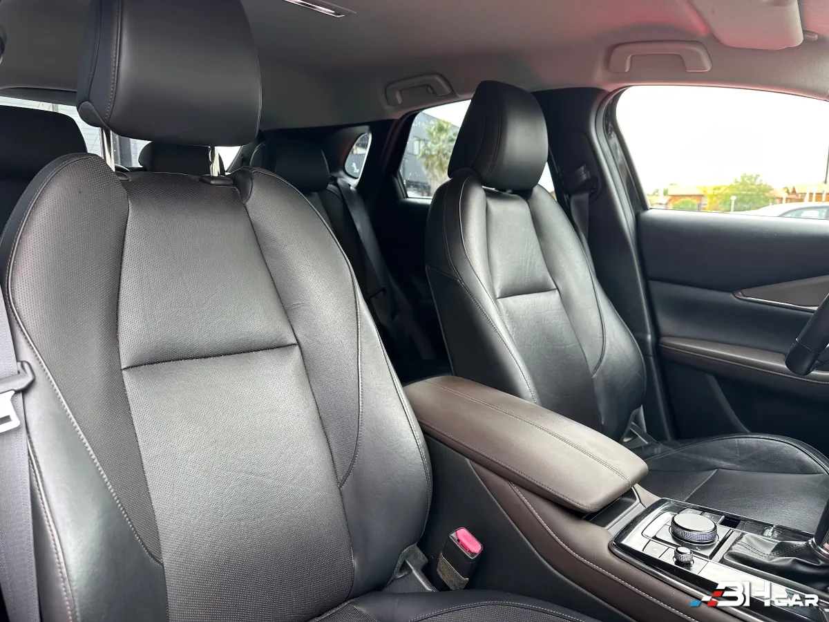 Mazda Cx-30 - photo 10