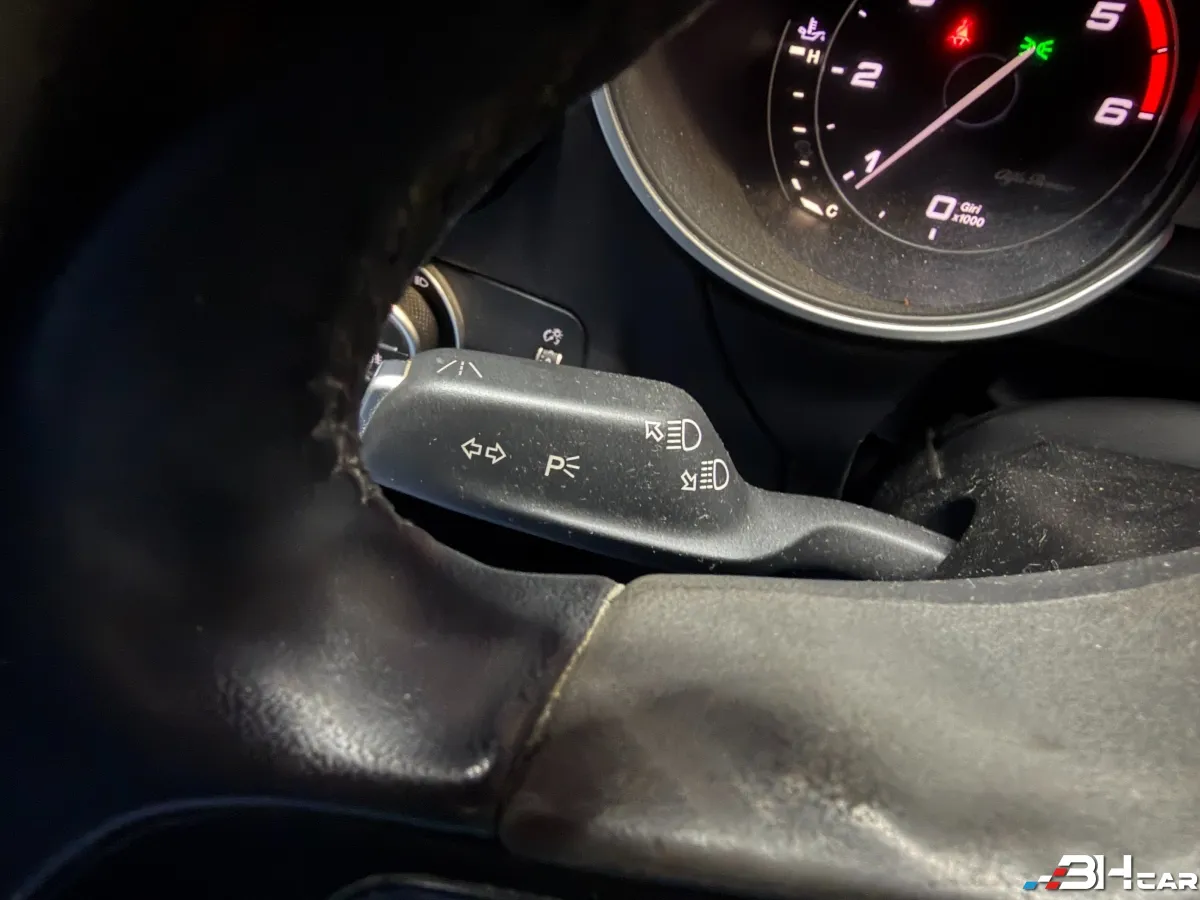Alfa Romeo Stelvio - photo 20