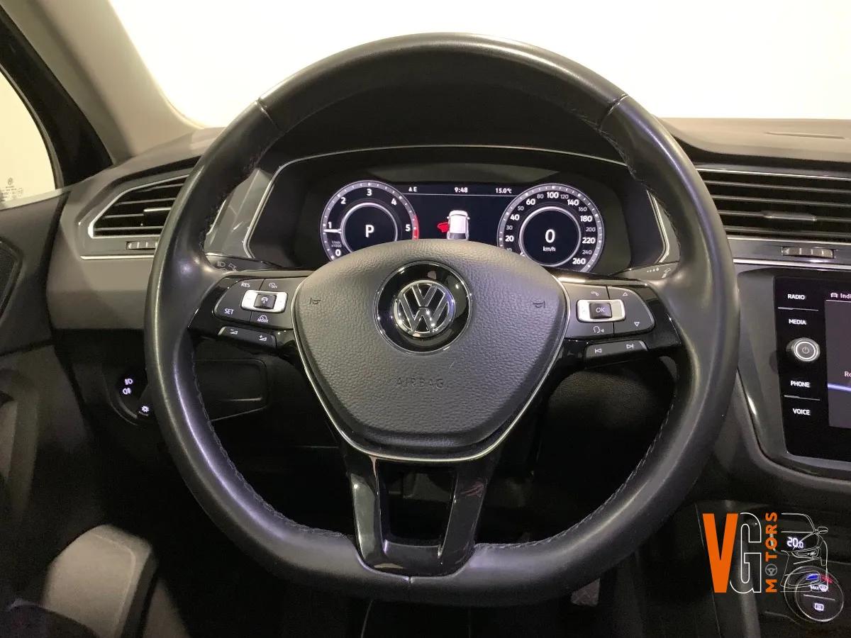 Volkswagen Tiguan 2.0 TDI 150 BLUEMOTION CARAT DSG BVA
