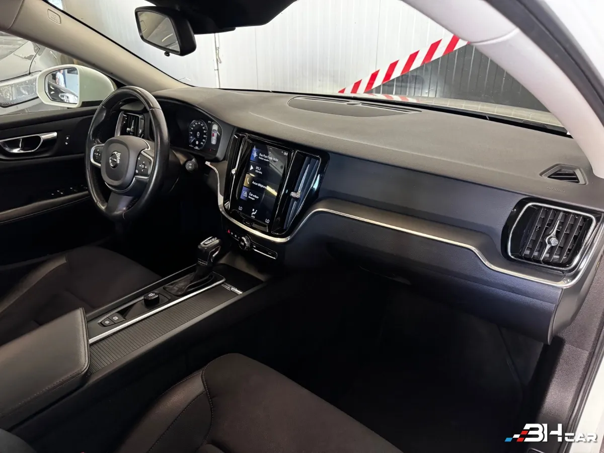 Volvo V60 - photo 9