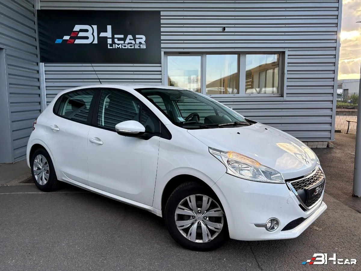 Peugeot 208