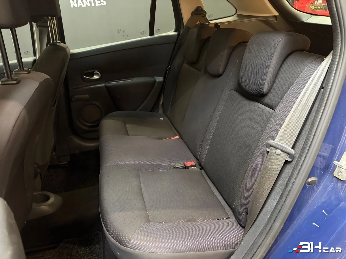 Renault Clio - photo 7