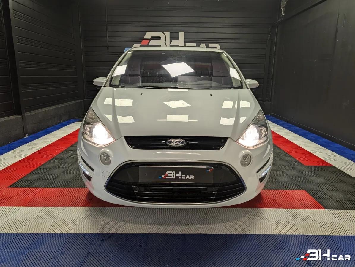 Aperçu indisponible de Ford S-max
