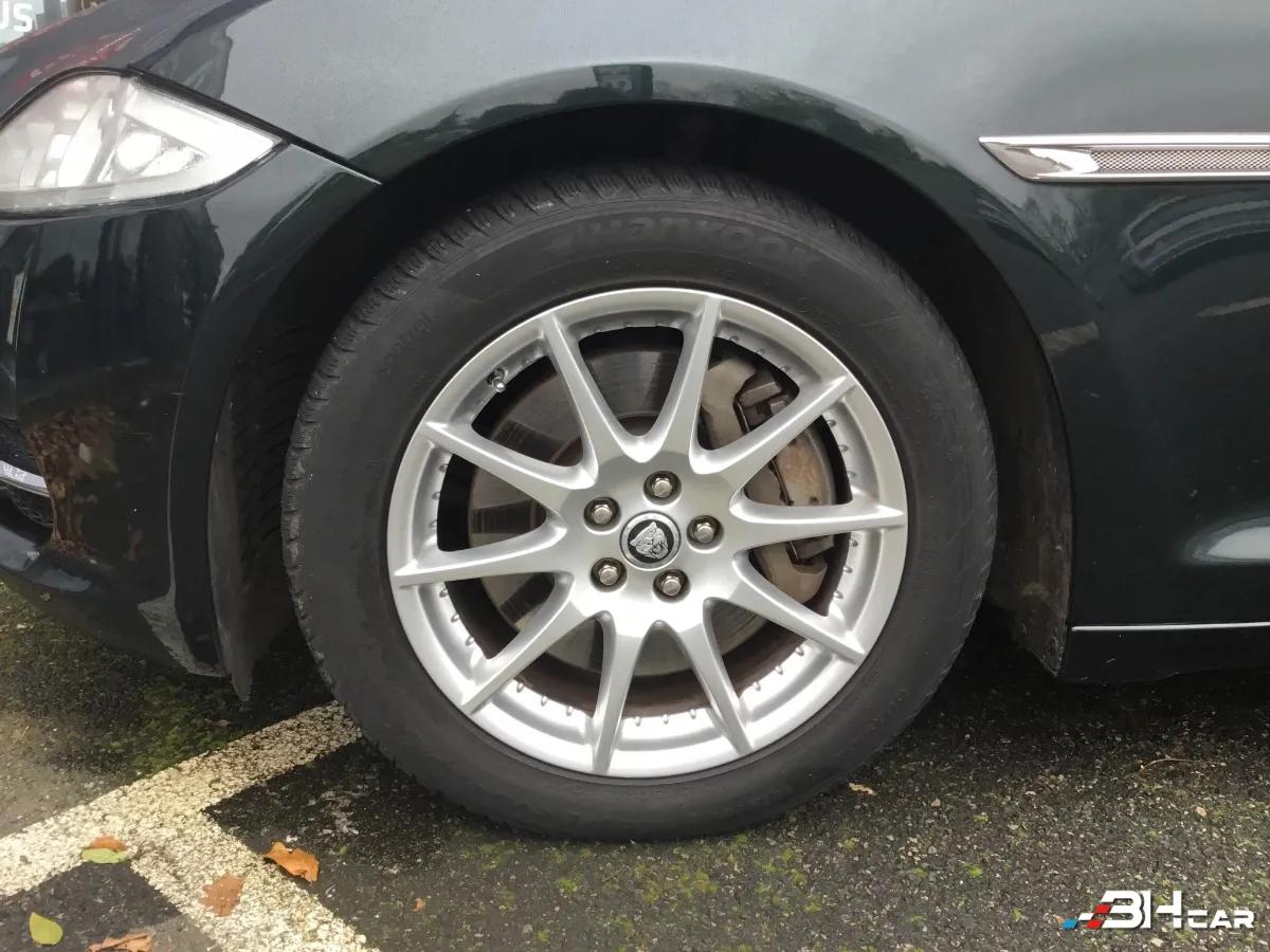 Aperçu indisponible de Jaguar XJ