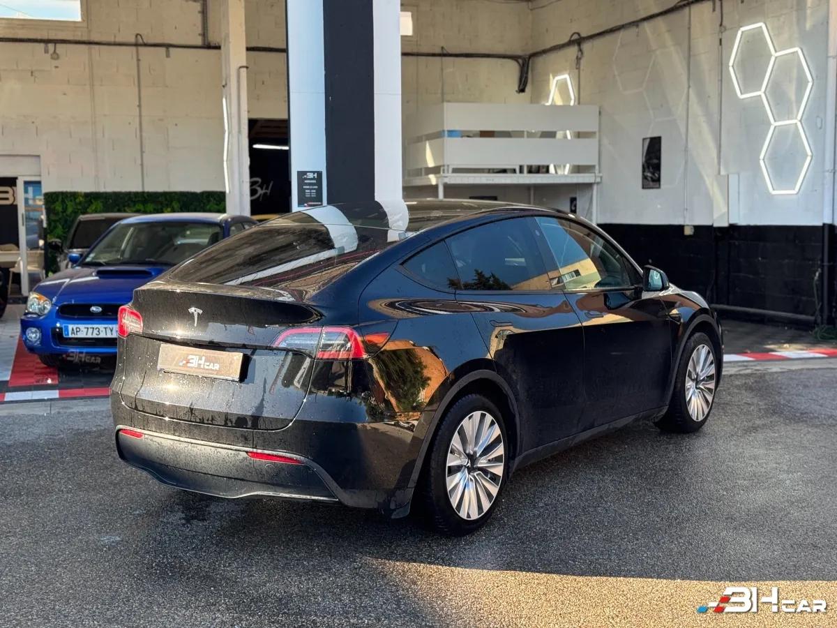 Aperçu indisponible de Tesla Model-y