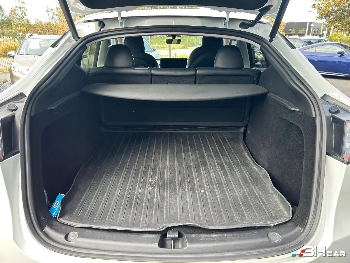 Aperçu indisponible de Tesla Model-y