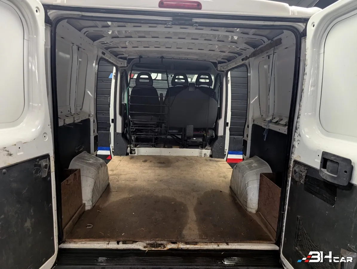 Peugeot Boxer Vu - photo 16
