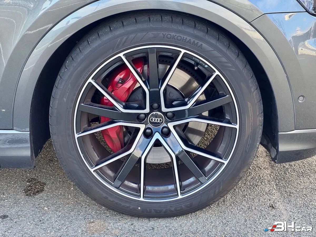 Audi Q8 - photo 14
