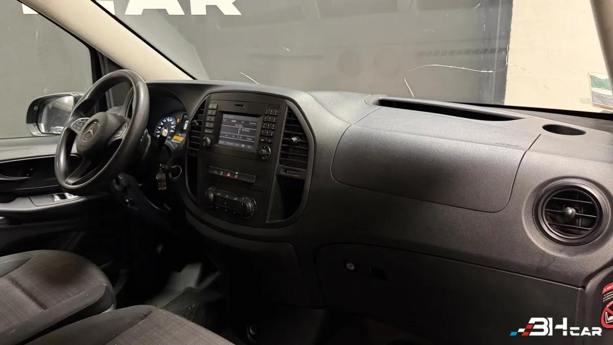 Aperçu indisponible de Mercedes-Benz Vito