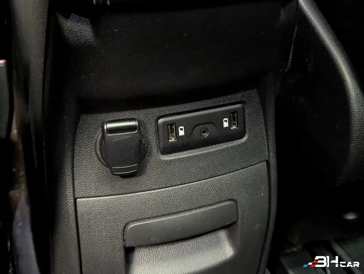 Renault Scenic - photo 29