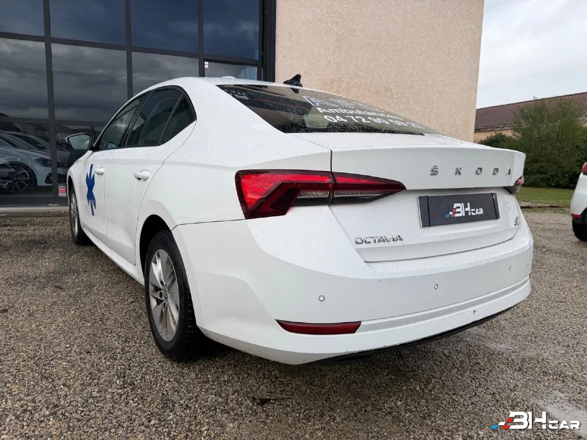 Skoda Octavia - photo 6