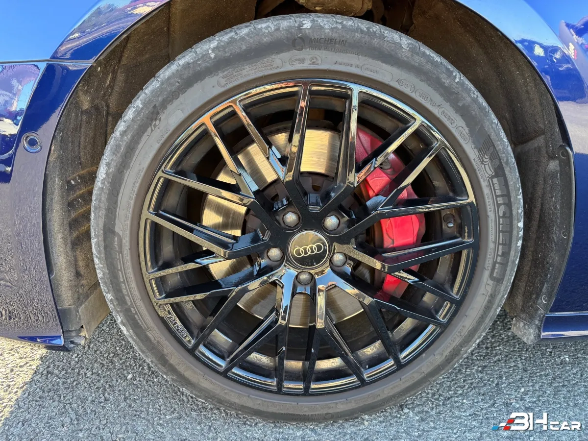 Audi A6 - photo 7