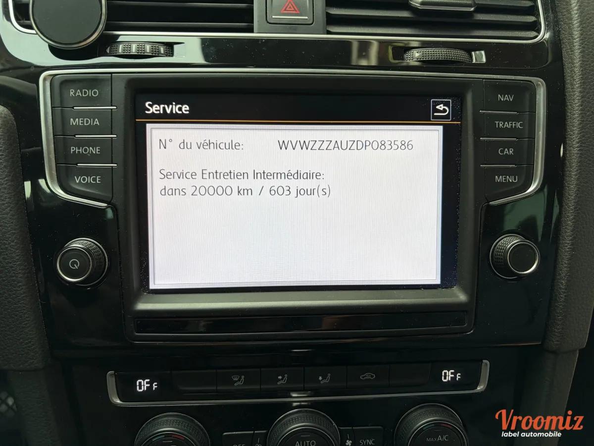 Volkswagen Golf 2.0 TDI 150 BLUEMOTION CARAT DSG BVA