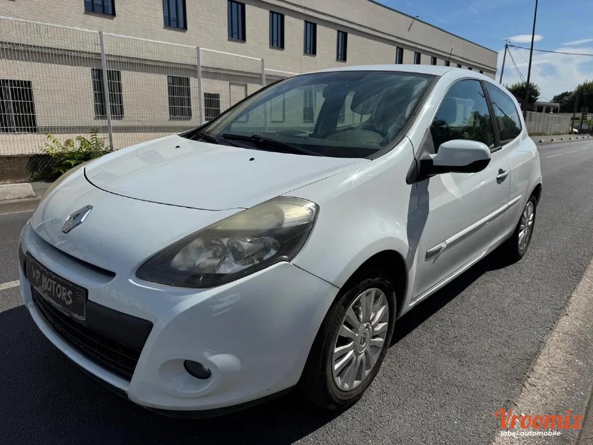 RENAULT Clio