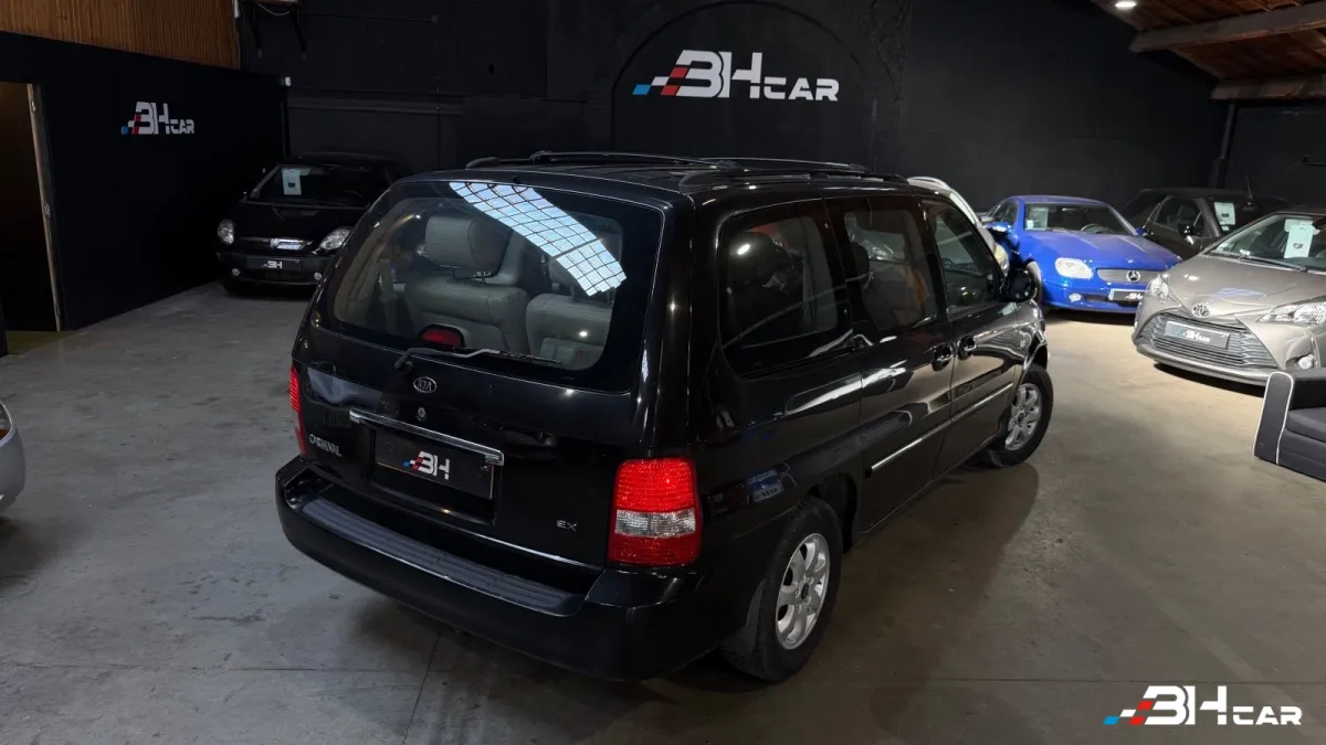Kia Carnival - photo 7