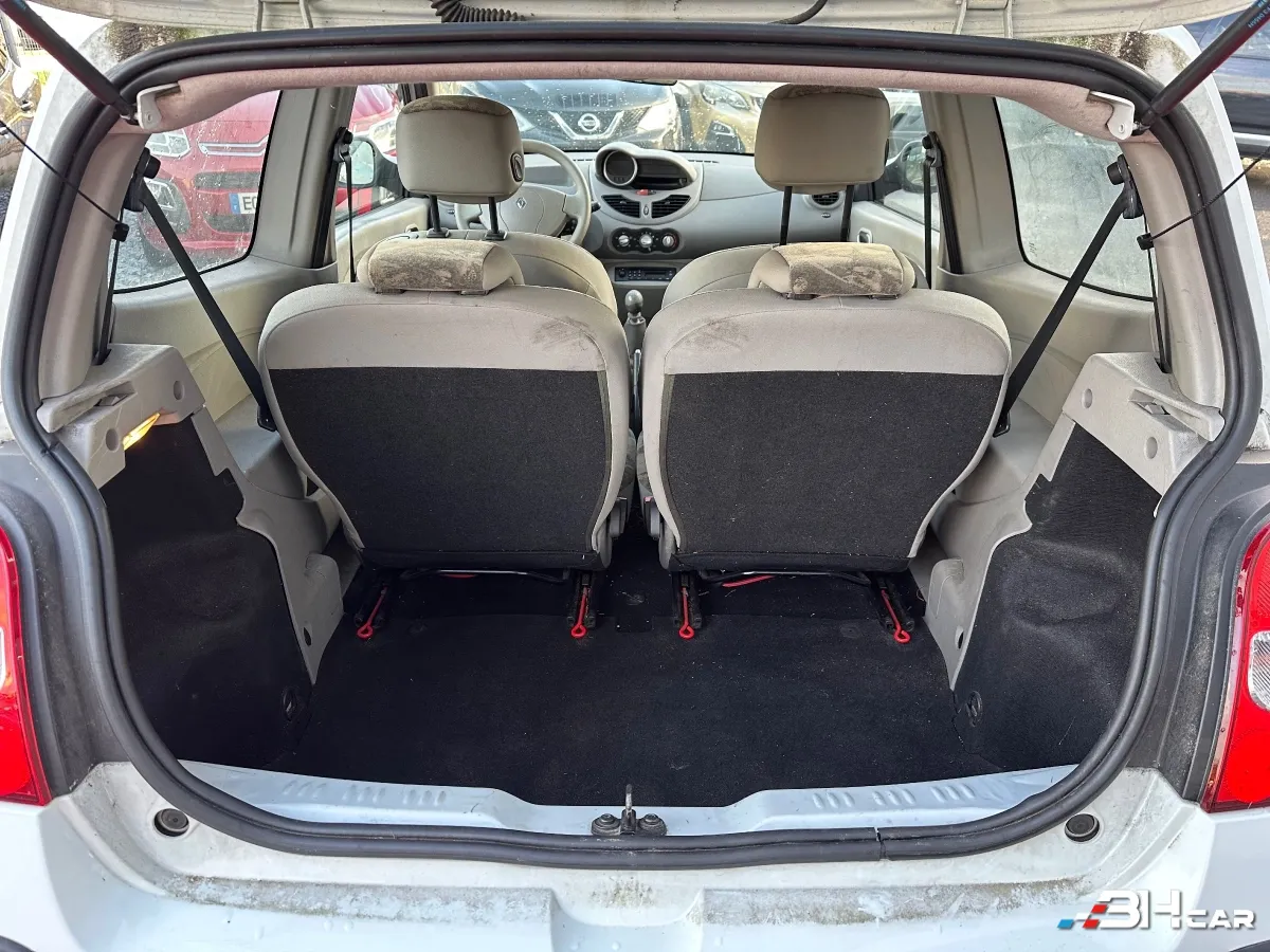 Renault Twingo - photo 15