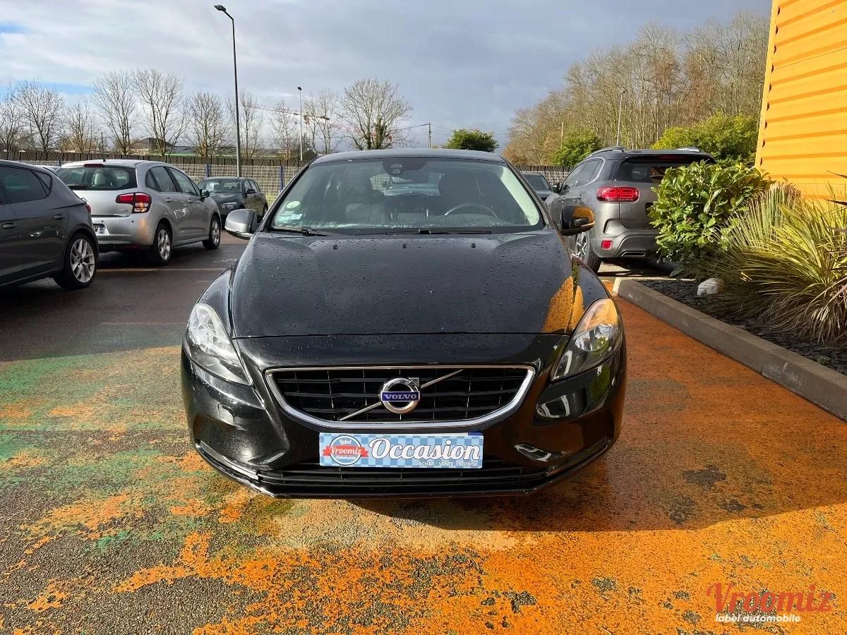 VOLVO V40 II D2 2.0 TDi Geartronic 120 CV Boîte automatique