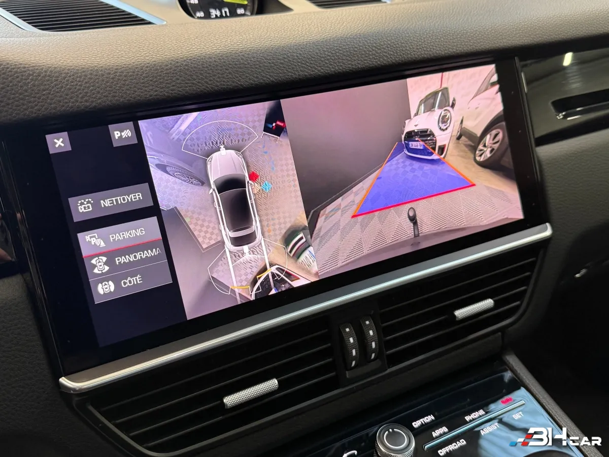 Porsche Cayenne - photo 18