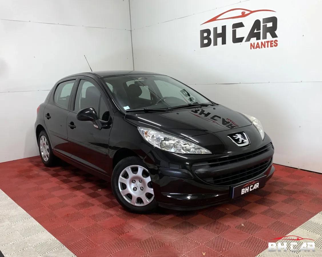 Image: Peugeot 207 1.4 75 URBAN