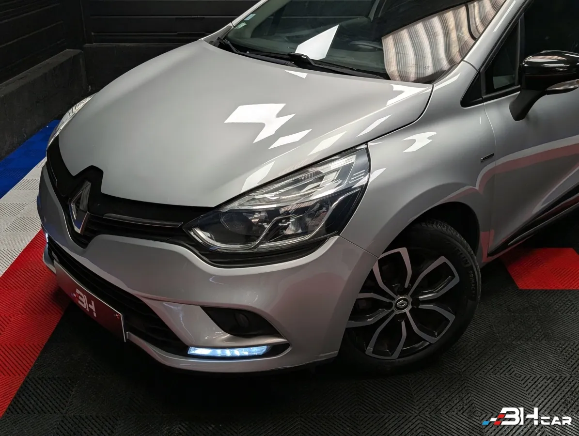 Renault Clio - photo 18