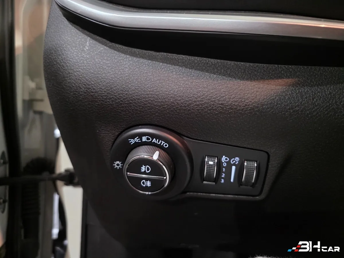 Jeep Compass - photo 22