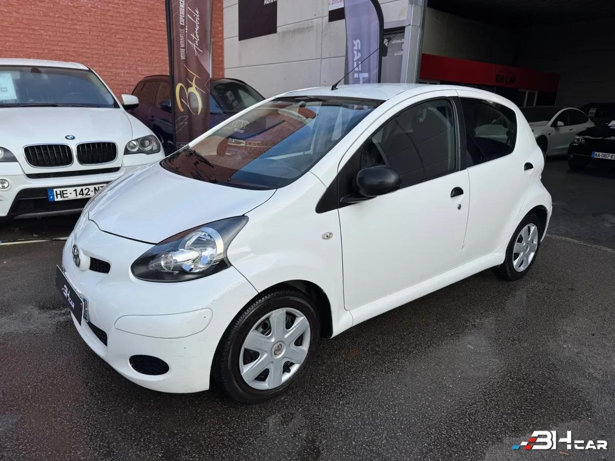 Image: Toyota Aygo 1.0 VVTI 70 ACTIVE 5 PORTES