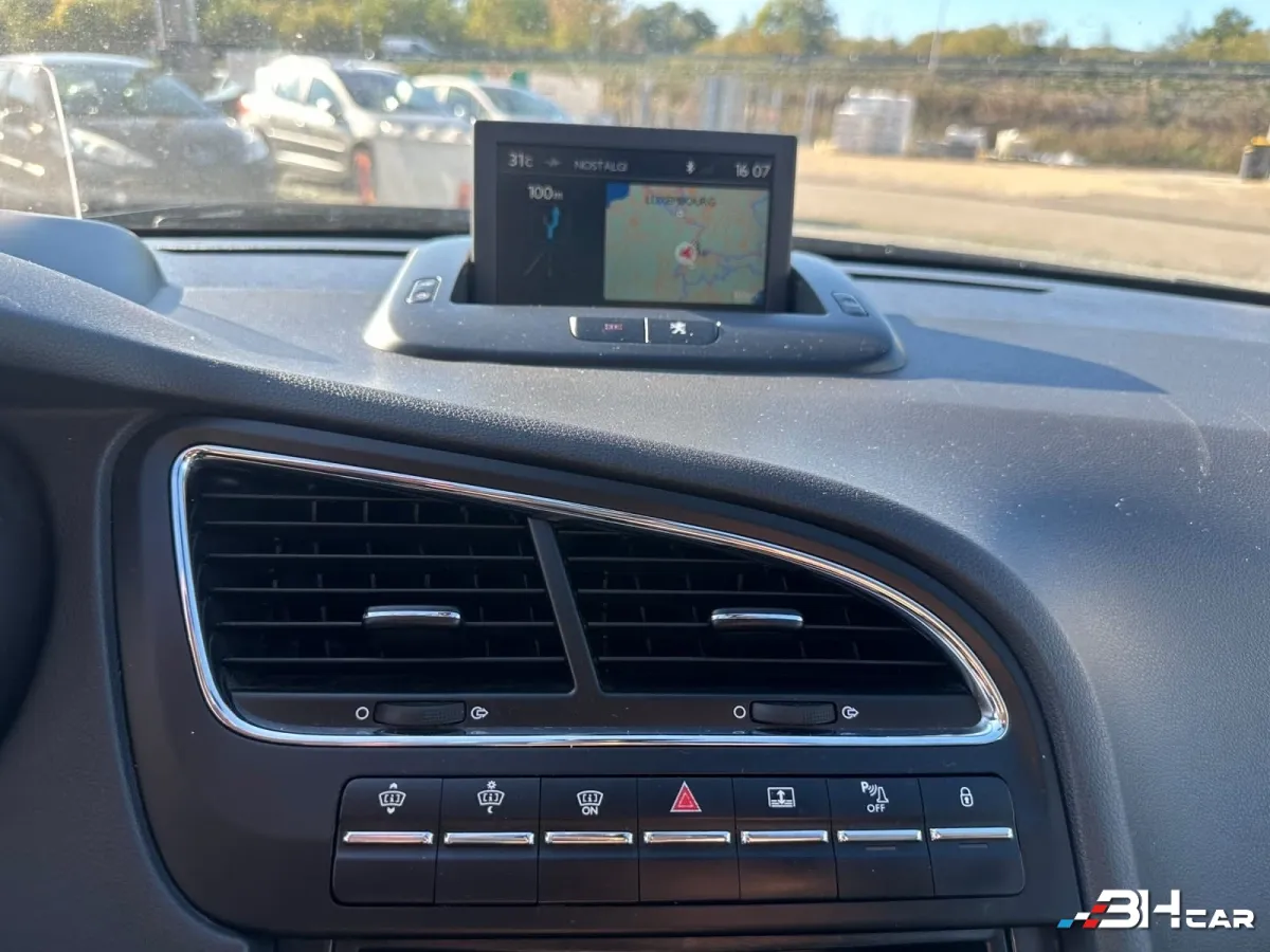 Peugeot 5008 - photo 9