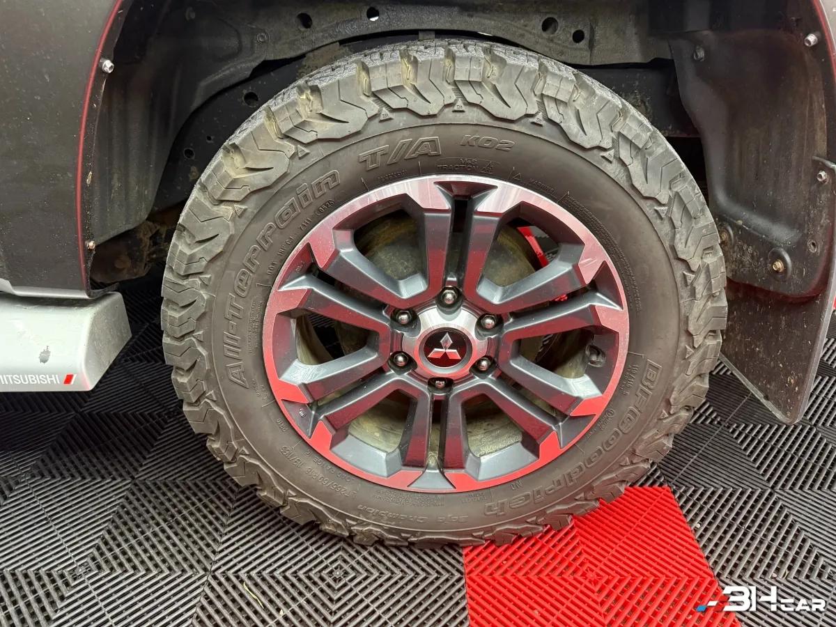 Aperçu indisponible de Mitsubishi L200