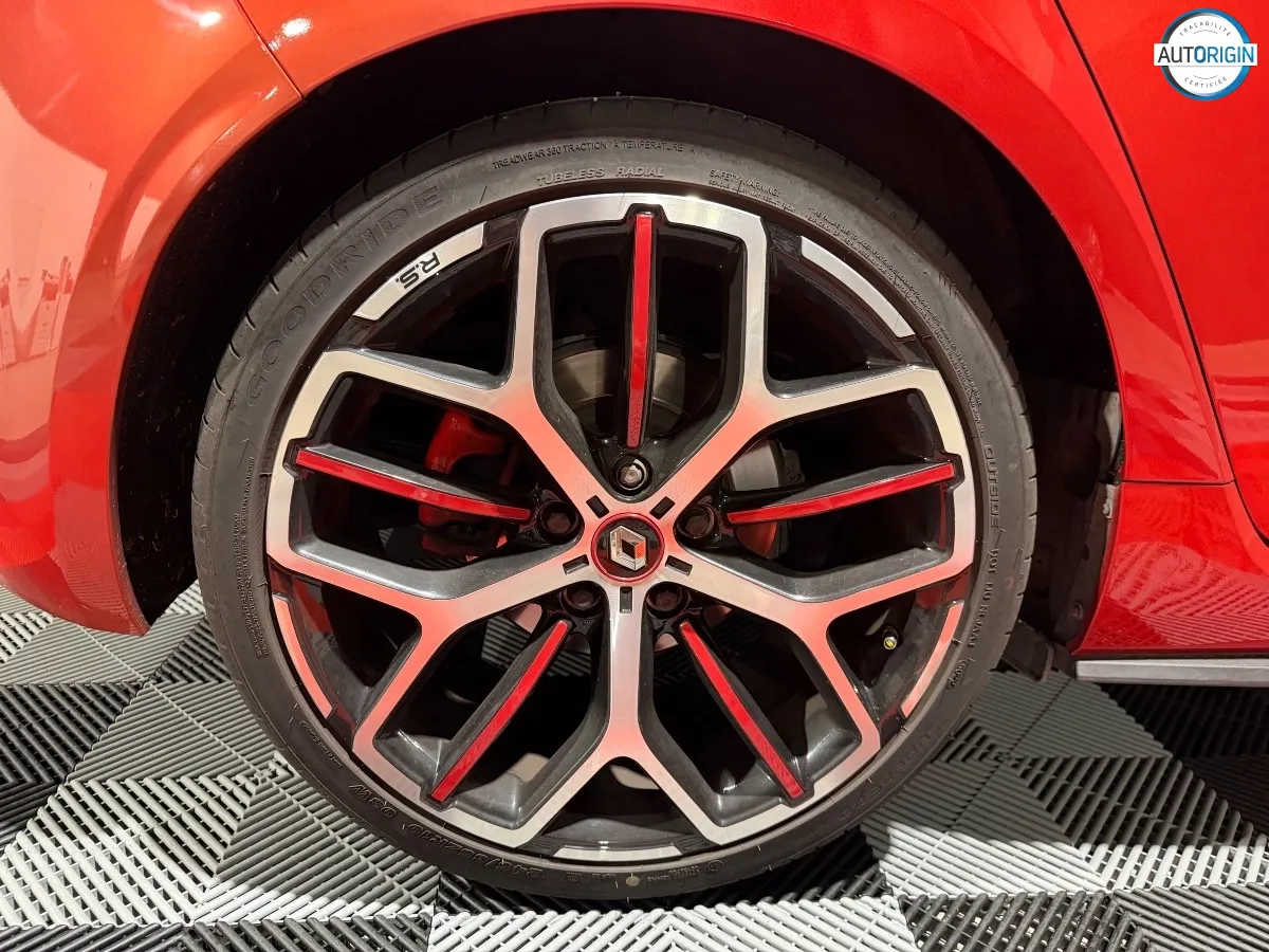 Renault Megane - photo 26