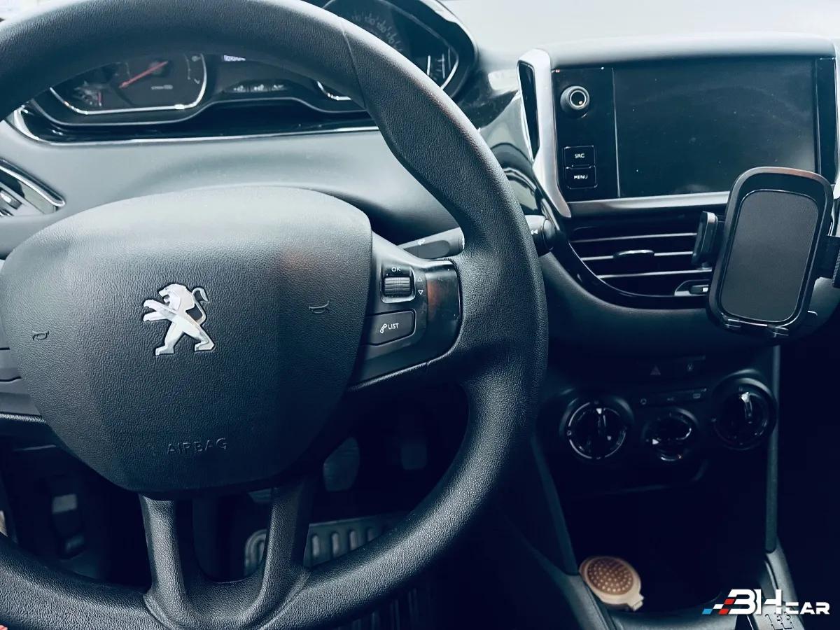 Aperçu indisponible de Peugeot 208