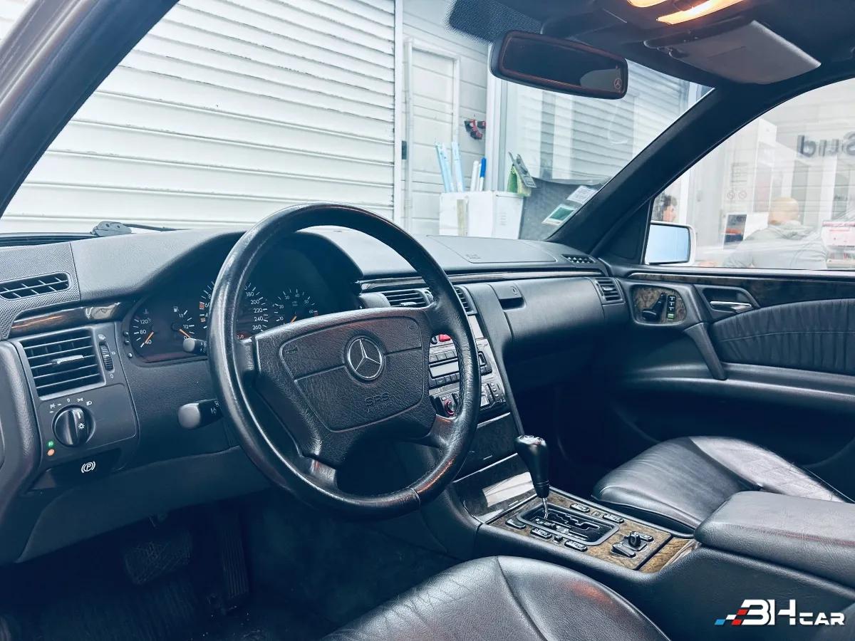 Aperçu indisponible de Mercedes-Benz Classe E